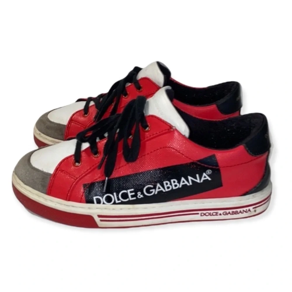 Dolce & Gabbana authentic dolce